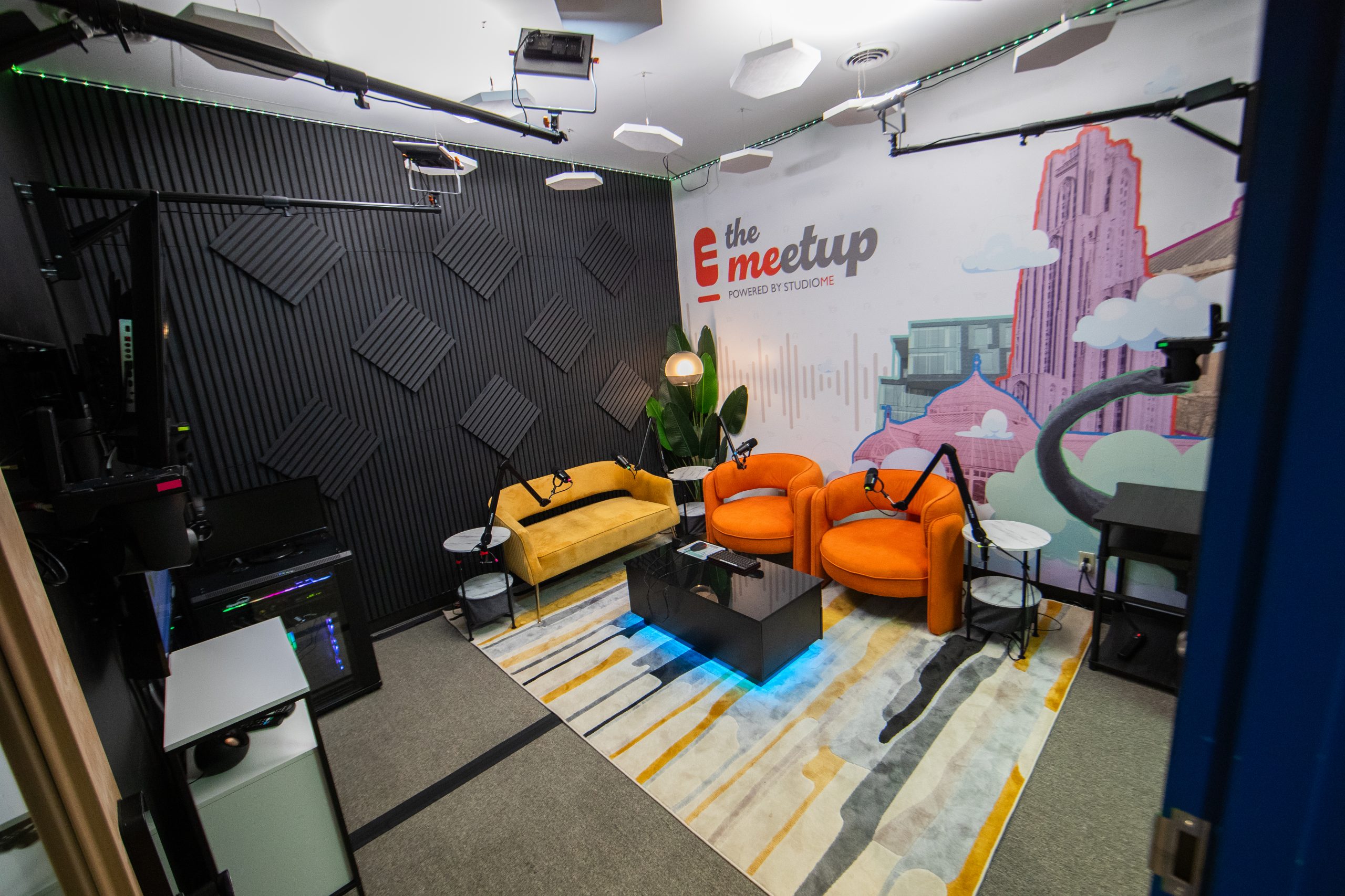Podcast Studio Rental Pittsburgh - StudioME Productions