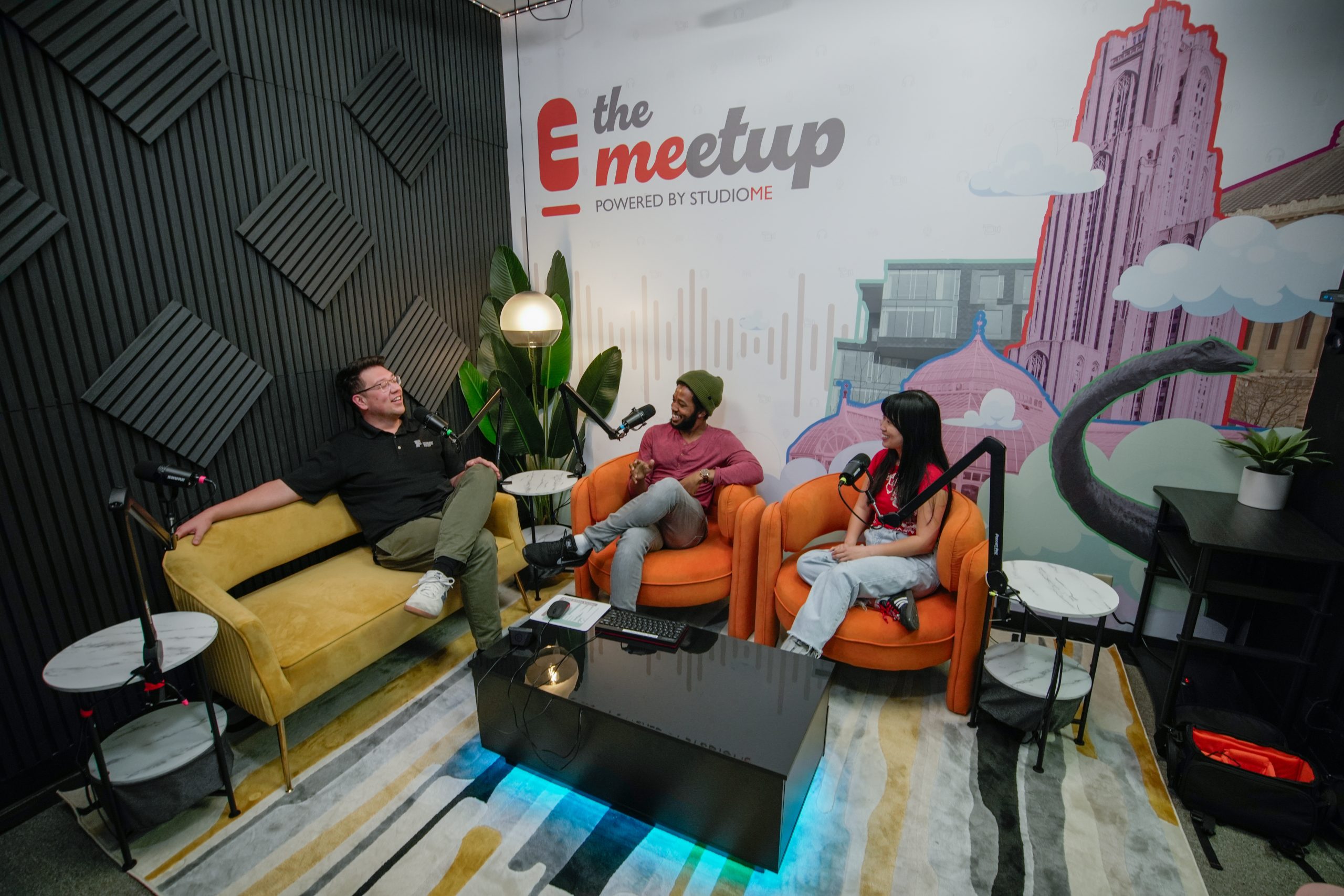 Podcast Studio Rental Pittsburgh - StudioME Productions